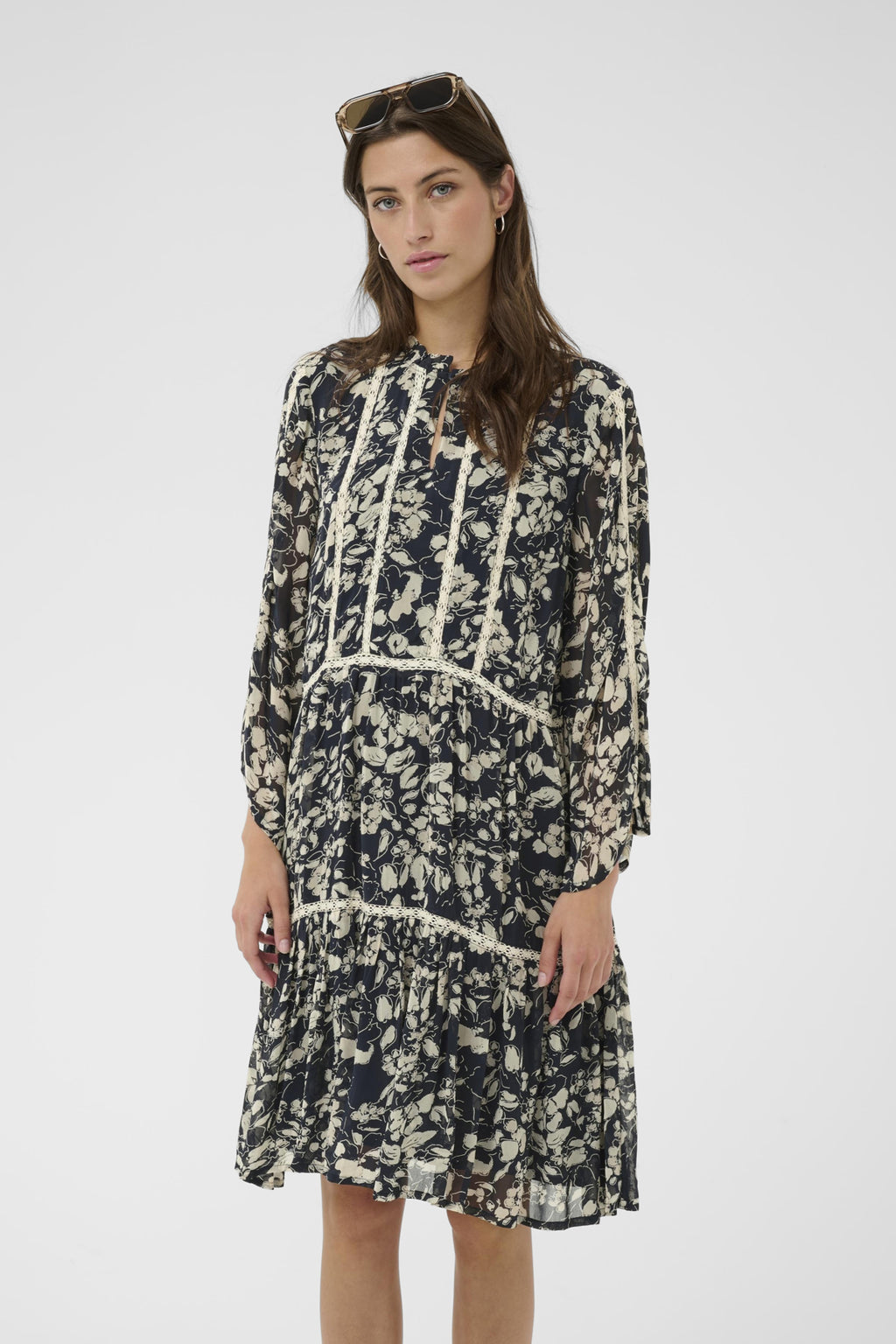 Part Two Nibi Floral Dress — Feminine Tiered Dress in Navy or Red Print