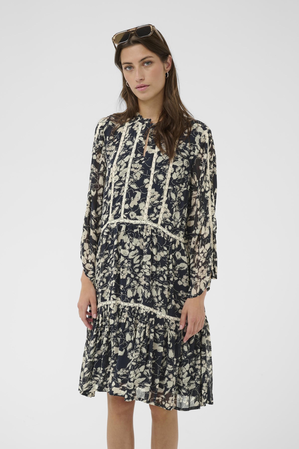 Part Two Nibi Floral Dress — Feminine Tiered Dress in Navy or Red Print