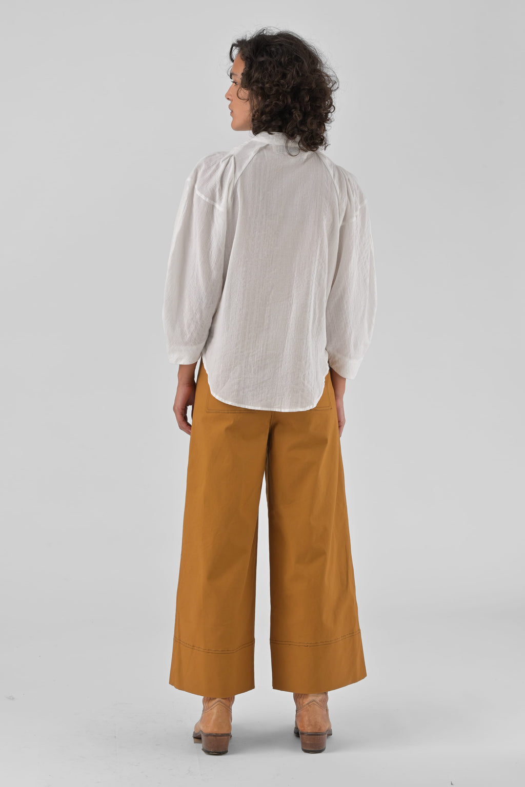 Orfeo Fanette White Top with Embroidery