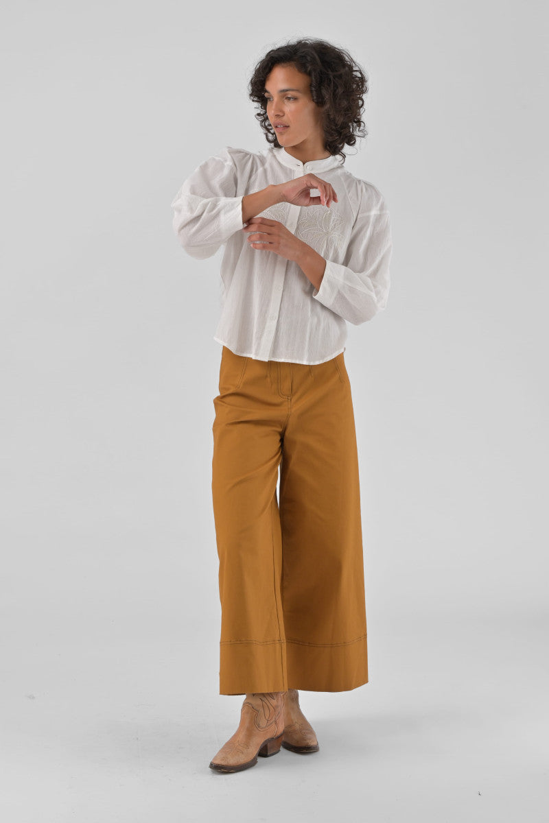 Orfeo Fanette White Top with Embroidery